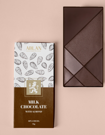 Milk Chocolate Bar with Almond