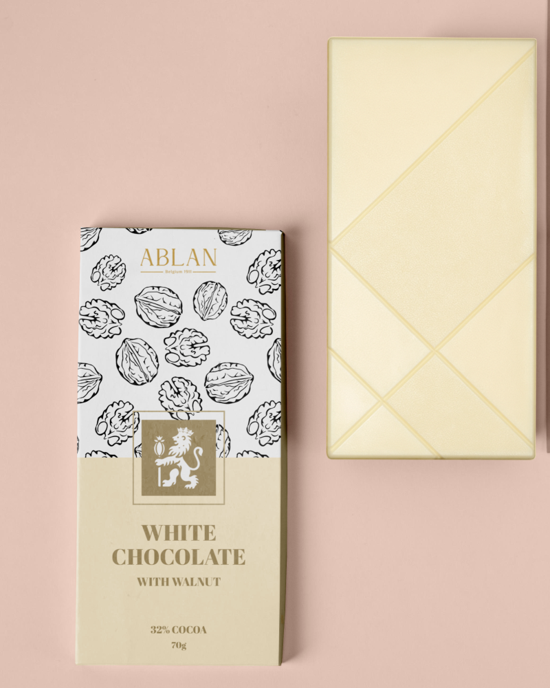 White Chocolate Bar with Walnut
